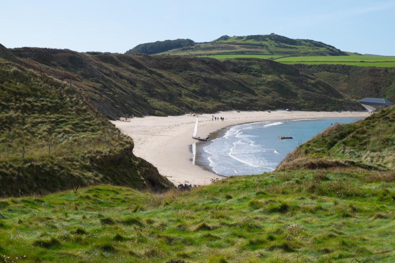 Arallt Llithfaen