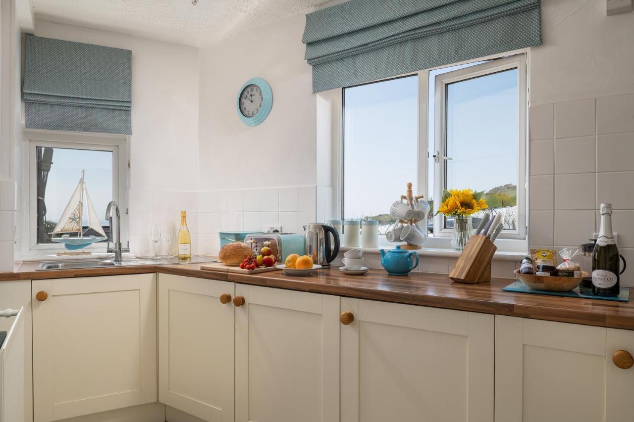 Holiday home Arallt Llithfaen